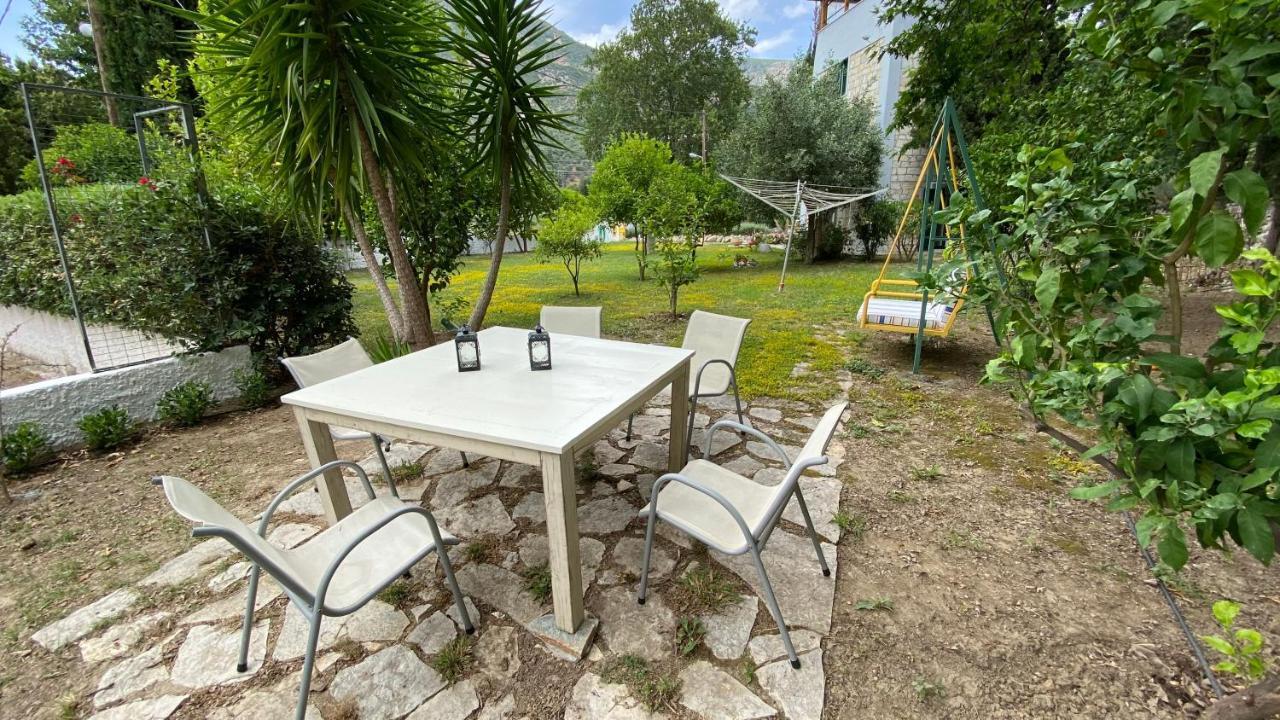 Steinturm Mit Dach-Terrasse Zwischen Fluss, Meer Und Gebirge- Spiti Pirgos Paralia Sergoulas Екстер'єр фото
